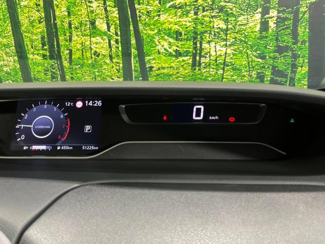 セレナ ＸＶ　４ＷＤ　両側電動スライドドア　ＳＤナビ　バックカメラ　インテリジェントエマージェンシーブレーキ　禁煙車　ドラレコ　コーナーセンサー　スマートキー　ＥＴＣ　クルーズコントロール　車線逸脱警報（44枚目）