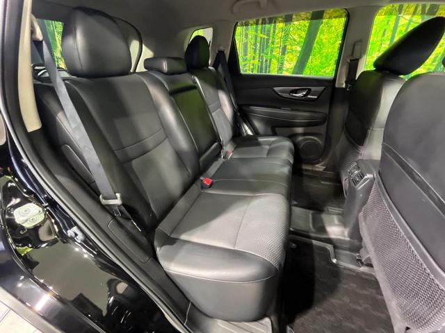 エクストレイル ２０Ｘ　エマージェンシーブレーキパッケージ　４ＷＤ　純正メモリーナビ　バックカメラ　エマージェンシーブレーキ　禁煙車　防水シート　前席シートヒーター　スマートキー　ＬＥＤヘッド　ＥＴＣ　車線逸脱警報　オートライト　オートエアコン　１７インチＡＷ（9枚目）