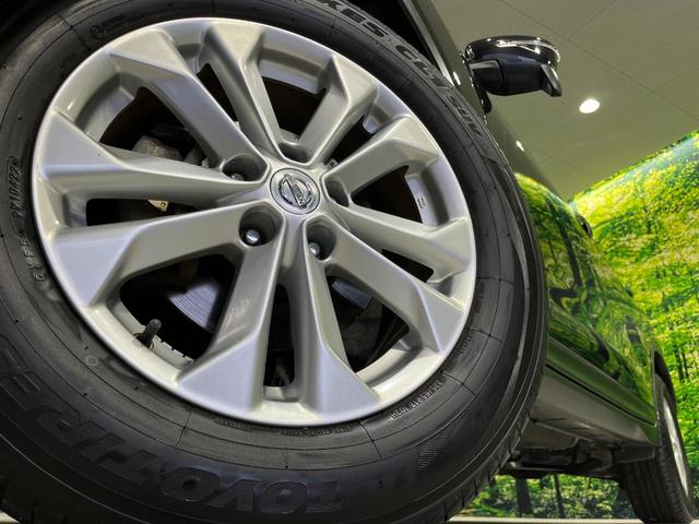 エクストレイル ２０Ｘ　エマージェンシーブレーキパッケージ　４ＷＤ　純正メモリーナビ　バックカメラ　エマージェンシーブレーキ　禁煙車　防水シート　前席シートヒーター　スマートキー　ＬＥＤヘッド　ＥＴＣ　車線逸脱警報　オートライト　オートエアコン　１７インチＡＷ（13枚目）