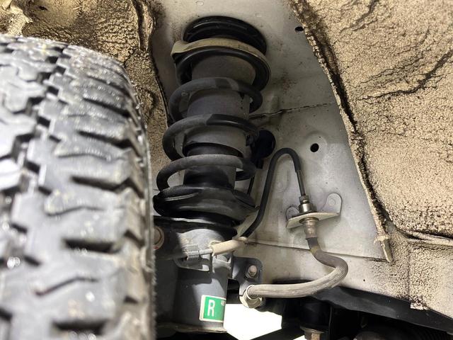 ハイゼットトラック ジャンボＳＡＩＩＩｔ　パートタイム４ＷＤ　スマートアシスト３　禁煙車　エアコン　車線逸脱警報（16枚目）