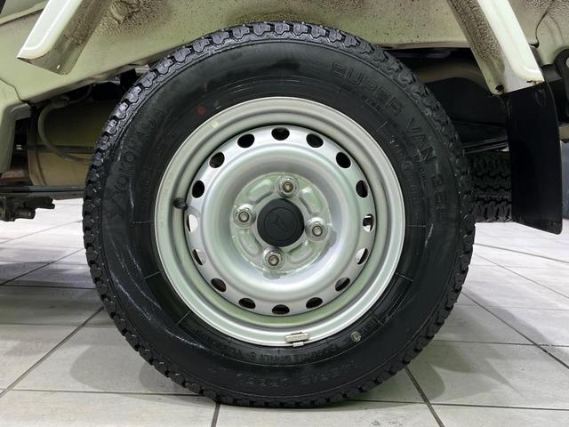 ハイゼットトラック ジャンボＳＡＩＩＩｔ　パートタイム４ＷＤ　スマートアシスト３　禁煙車　エアコン　車線逸脱警報（47枚目）