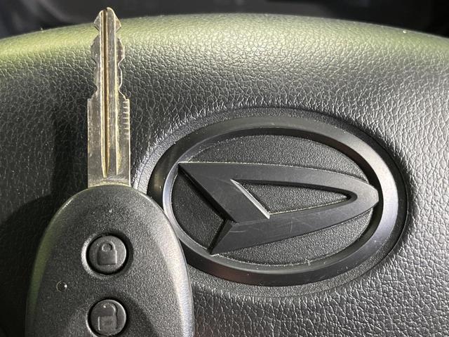 ミライース L SAIII 4WD スマートアシスト3 禁煙車 コーナーセンサー ETC オートマチックハイビーム 車線逸脱警報 誤発進抑制機能 先行車発進お知らせ機能 CD再生 アイドリングストップ(7枚目)