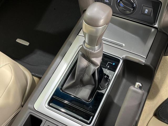 ランドクルーザープラド TX Lパッケージ マットブラックエディション 4WD 7人乗り ムーンルーフ 9型メモリーナビ バックカメラ 寒冷地仕様 セーフティセンス レーダークルーズ 禁煙車 シートベンチレーション パワーシート ドラレコ コーナーセンサー ETC2.0(29枚目)