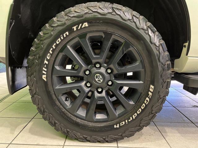 ランドクルーザープラド TX Lパッケージ マットブラックエディション 4WD 7人乗り ムーンルーフ 9型メモリーナビ バックカメラ 寒冷地仕様 セーフティセンス レーダークルーズ 禁煙車 シートベンチレーション パワーシート ドラレコ コーナーセンサー ETC2.0(72枚目)