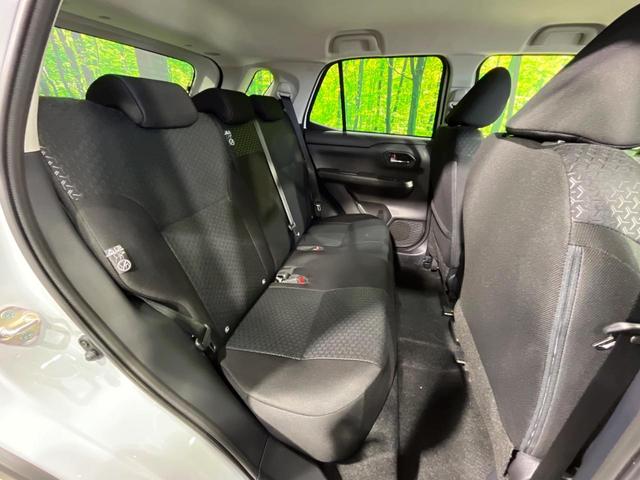 ライズ X 4WD 登録済未使用車 寒冷地仕様 スマートアシスト シートヒーター コーナーセンサー スマートキー LEDヘッド オートハイビーム 車線逸脱警報 誤発進抑制機能 先行車発進お知らせ機能(9枚目)