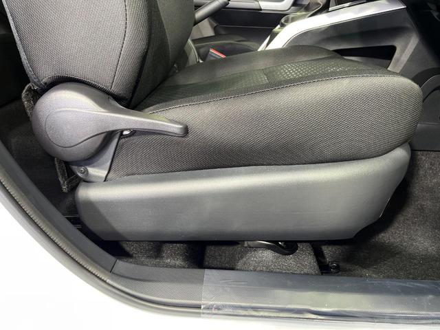 ライズ X 4WD 登録済未使用車 寒冷地仕様 スマートアシスト シートヒーター コーナーセンサー スマートキー LEDヘッド オートハイビーム 車線逸脱警報 誤発進抑制機能 先行車発進お知らせ機能(41枚目)