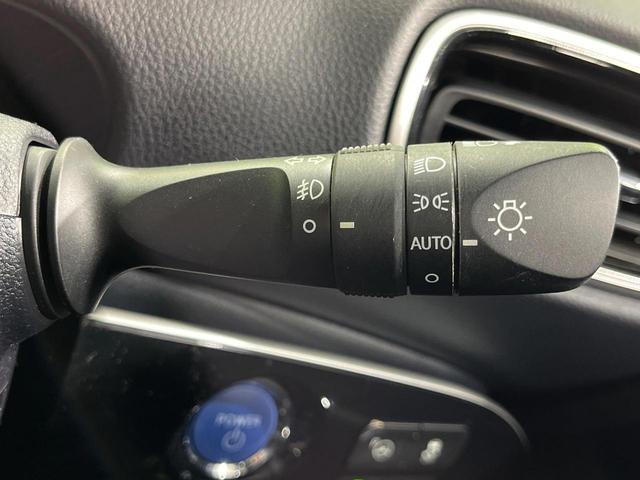 プリウス A 4WD 前期 サンルーフ 9型SDナビ バックカメラ セーフティセンスP レーダークルーズ 禁煙車 ドラレコ コーナーセンサー スマートキー LEDヘッド ETC2.0 オートハイビーム オートライト(38枚目)
