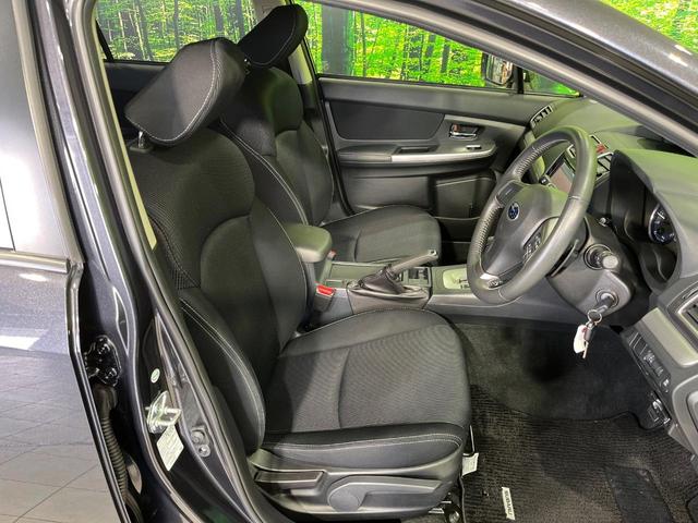 インプレッサスポーツ ２．０ｉアイサイト　４ＷＤ　純正ＳＤナビ　バックカメラ　アイサイトＶｅｒ３　レーダークルーズ　禁煙車　ビルトインＥＴＣ　車線逸脱警報　オートライト　オートエアコン　純正１６インチアルミ　Ｂｌｕｅｔｏｏｔｈ（8枚目）