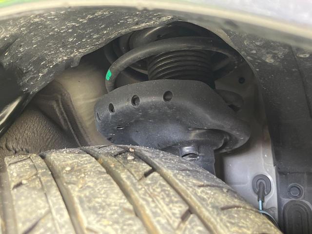 インプレッサスポーツ ２．０ｉアイサイト　４ＷＤ　純正ＳＤナビ　バックカメラ　アイサイトＶｅｒ３　レーダークルーズ　禁煙車　ビルトインＥＴＣ　車線逸脱警報　オートライト　オートエアコン　純正１６インチアルミ　Ｂｌｕｅｔｏｏｔｈ（20枚目）