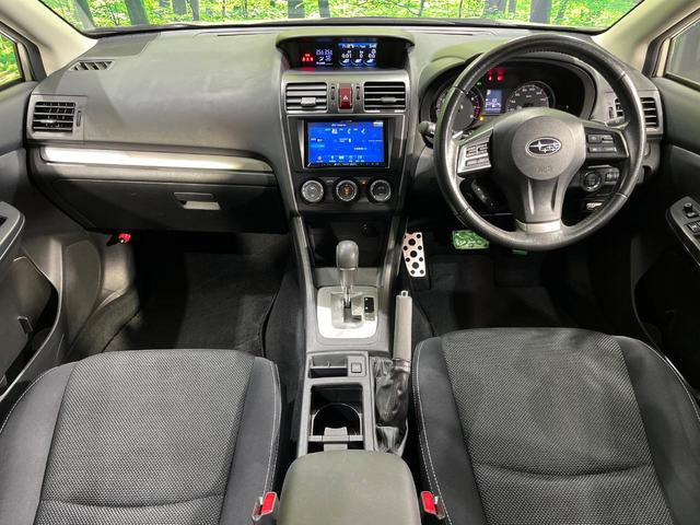 ＸＶ ２．０ｉ－Ｌ　アイサイト　４ＷＤ　ＳＤナビ　バックカメラ　アイサイトＶｅｒ２　レーダークルーズ　禁煙車　スマートキー　ＨＩＤヘッド　ＥＴＣ　車線逸脱警報　誤発進抑制機能　オートライト　デュアルオートエアコン　純正１７インチＡＷ（2枚目）