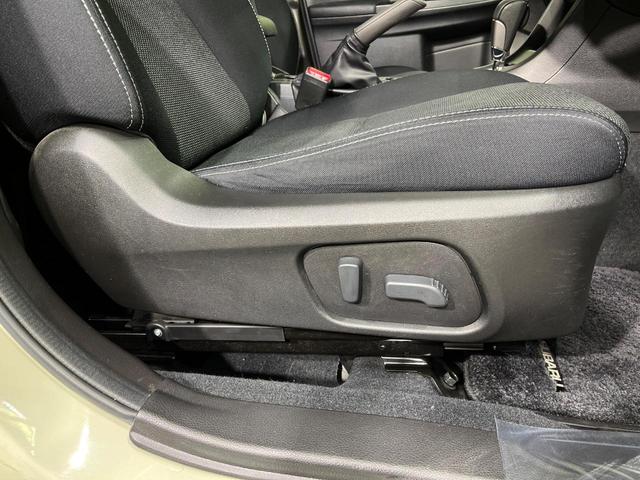 ＸＶ ２．０ｉ－Ｌ　アイサイト　４ＷＤ　ＳＤナビ　バックカメラ　アイサイトＶｅｒ２　レーダークルーズ　禁煙車　スマートキー　ＨＩＤヘッド　ＥＴＣ　車線逸脱警報　誤発進抑制機能　オートライト　デュアルオートエアコン　純正１７インチＡＷ（7枚目）