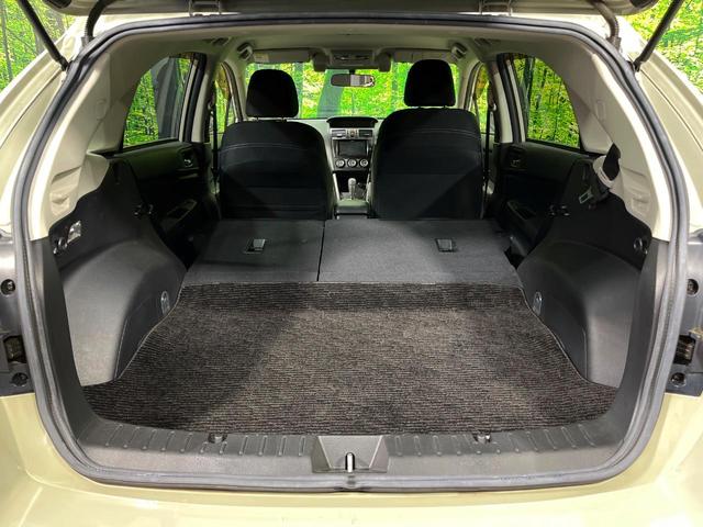 ＸＶ ２．０ｉ－Ｌ　アイサイト　４ＷＤ　ＳＤナビ　バックカメラ　アイサイトＶｅｒ２　レーダークルーズ　禁煙車　スマートキー　ＨＩＤヘッド　ＥＴＣ　車線逸脱警報　誤発進抑制機能　オートライト　デュアルオートエアコン　純正１７インチＡＷ（10枚目）