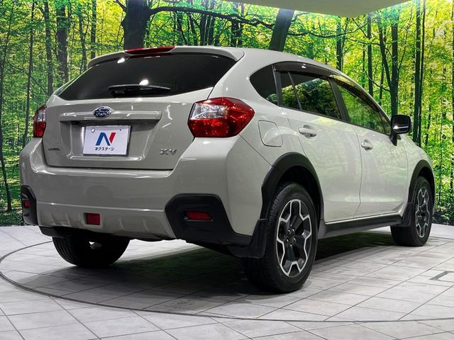 ＸＶ ２．０ｉ－Ｌ　アイサイト　４ＷＤ　ＳＤナビ　バックカメラ　アイサイトＶｅｒ２　レーダークルーズ　禁煙車　スマートキー　ＨＩＤヘッド　ＥＴＣ　車線逸脱警報　誤発進抑制機能　オートライト　デュアルオートエアコン　純正１７インチＡＷ（17枚目）