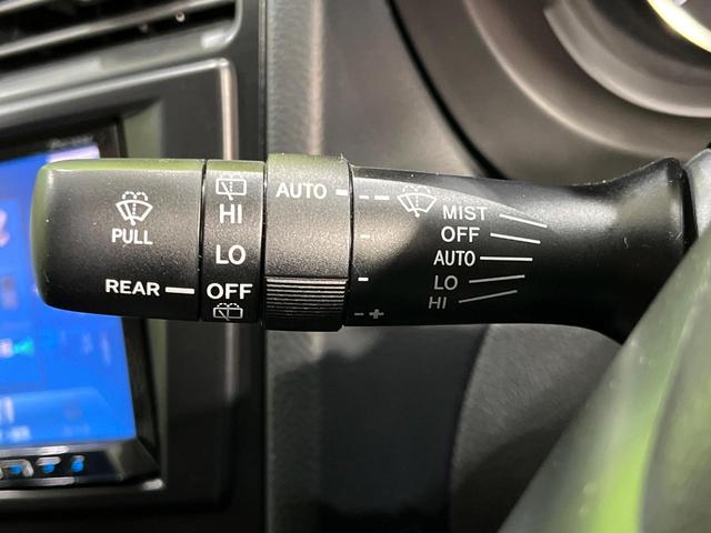 ＸＶ ２．０ｉ－Ｌ　アイサイト　４ＷＤ　ＳＤナビ　バックカメラ　アイサイトＶｅｒ２　レーダークルーズ　禁煙車　スマートキー　ＨＩＤヘッド　ＥＴＣ　車線逸脱警報　誤発進抑制機能　オートライト　デュアルオートエアコン　純正１７インチＡＷ（34枚目）