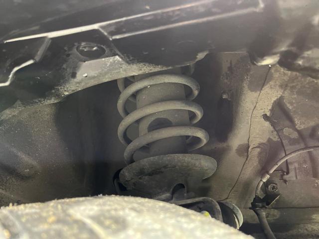 スペーシアカスタム XSターボ 4WD 両側電動スライド 純正メモリーナビ 全周囲カメラ デュアルカメラブレーキサポート 禁煙車 前席シートヒーター ドラレコ スマートキー HIDヘッド ETC クルコン 車線逸脱警報 オートライト(20枚目)