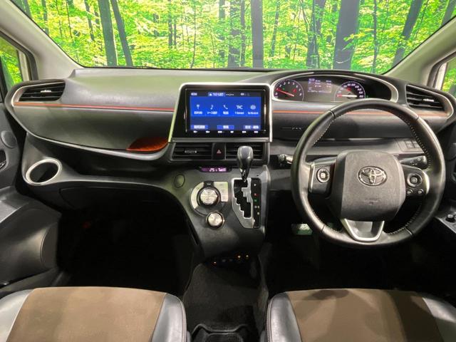 シエンタ Ｇ　クエロ　４ＷＤ　両側電動スライドドア　純正９型ＳＤナビ　全周囲カメラ　トヨタセーフティセンス　禁煙車　ハーフレザーシート　ドラレコ　コーナーセンサー　スマートキー　ＬＥＤヘッド　ＥＴＣ　オートハイビーム（2枚目）