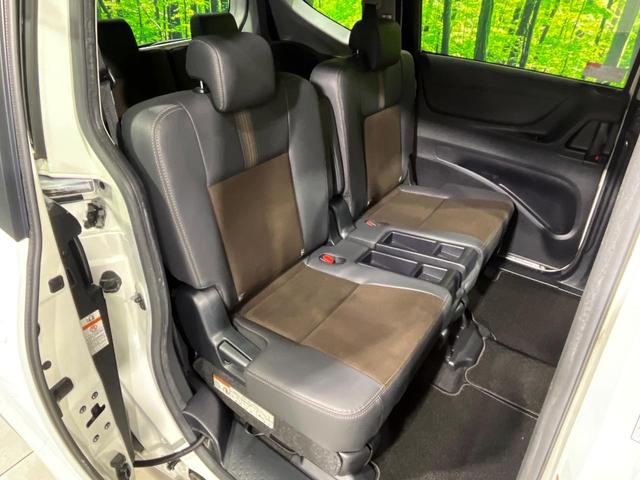 シエンタ Ｇ　クエロ　４ＷＤ　両側電動スライドドア　純正９型ＳＤナビ　全周囲カメラ　トヨタセーフティセンス　禁煙車　ハーフレザーシート　ドラレコ　コーナーセンサー　スマートキー　ＬＥＤヘッド　ＥＴＣ　オートハイビーム（9枚目）