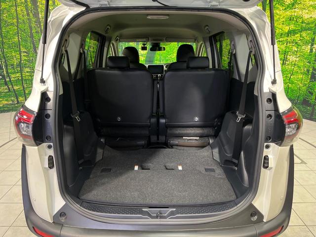 シエンタ Ｇ　クエロ　４ＷＤ　両側電動スライドドア　純正９型ＳＤナビ　全周囲カメラ　トヨタセーフティセンス　禁煙車　ハーフレザーシート　ドラレコ　コーナーセンサー　スマートキー　ＬＥＤヘッド　ＥＴＣ　オートハイビーム（11枚目）