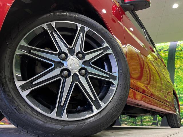 ｅＫカスタム Ｔセーフティパッケージ　４ＷＤ　ターボ　ＳＤナビ　全周囲カメラ　ｅ－Ａｓｓｉｓｔ　禁煙車　運転席シートヒーター　ドラレコ　スマートキー　ＨＩＤヘッド　オートハイビーム　オートライト　オートエアコン　純正１５インチアルミ（13枚目）