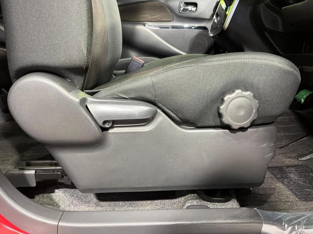 ｅＫカスタム Ｔセーフティパッケージ　４ＷＤ　ターボ　ＳＤナビ　全周囲カメラ　ｅ－Ａｓｓｉｓｔ　禁煙車　運転席シートヒーター　ドラレコ　スマートキー　ＨＩＤヘッド　オートハイビーム　オートライト　オートエアコン　純正１５インチアルミ（42枚目）