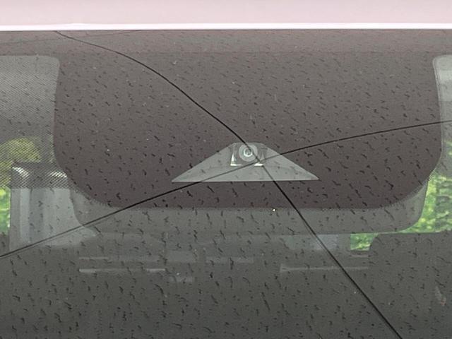 オーラ G FOUR レザーエディション 4WD 9型コネクトナビ 全周囲カメラ BOSEサウンドシステム インテリジェントエマージェンシーブレーキ プロパイロット 禁煙車 黒革シート シートヒーター コーナーセンサー スマートキー ETC(5枚目)