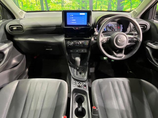 ヤリスクロス X 4WD 純正ディスプレイ バックカメラ 寒冷地仕様 セーフティセンス レーダークルーズ 禁煙車 コーナーセンサー スマートキー ビルトインETC オートハイビーム 車線逸脱警報 オートライト(2枚目)