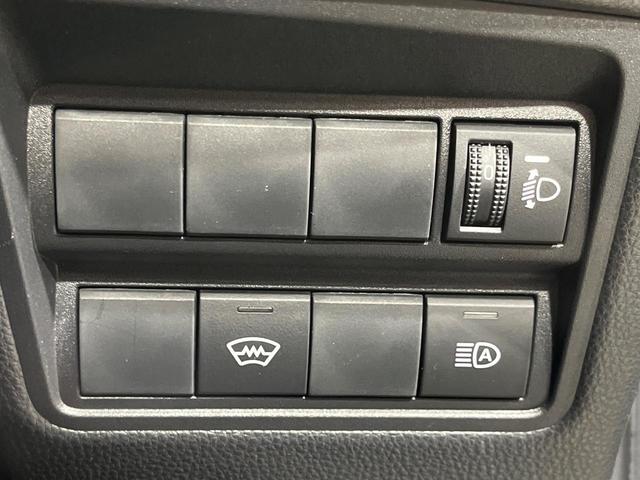 ヤリスクロス X 4WD 純正ディスプレイ バックカメラ 寒冷地仕様 セーフティセンス レーダークルーズ 禁煙車 コーナーセンサー スマートキー ビルトインETC オートハイビーム 車線逸脱警報 オートライト(6枚目)