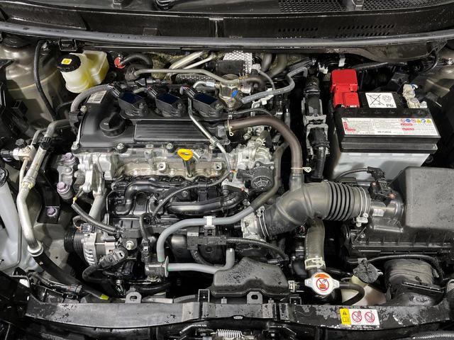 ヤリスクロス X 4WD 純正ディスプレイ バックカメラ 寒冷地仕様 セーフティセンス レーダークルーズ 禁煙車 コーナーセンサー スマートキー ビルトインETC オートハイビーム 車線逸脱警報 オートライト(18枚目)