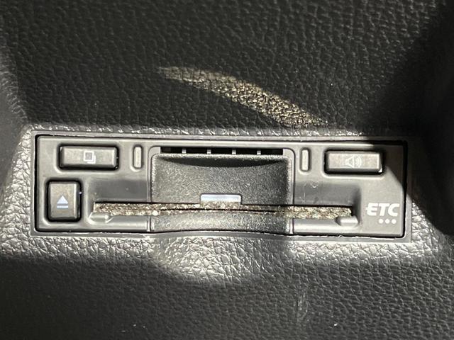 ヤリスクロス X 4WD 純正ディスプレイ バックカメラ 寒冷地仕様 セーフティセンス レーダークルーズ 禁煙車 コーナーセンサー スマートキー ビルトインETC オートハイビーム 車線逸脱警報 オートライト(26枚目)