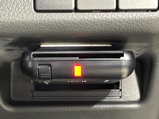 アルト F 4WD セーフティサポート 禁煙車 シートヒーター コーナーセンサー ETC オートハイビーム オートライト CD(5枚目)