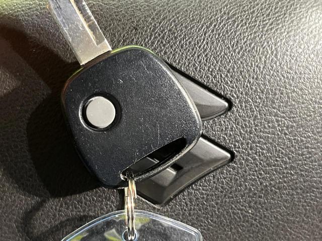 アルト F 4WD セーフティサポート 禁煙車 シートヒーター コーナーセンサー ETC オートハイビーム オートライト CD(25枚目)