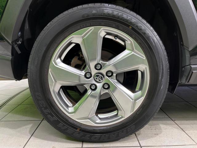 RAV4 G 4WD 純正SDナビ バックカメラ トヨタセーフティセンス レーダークルーズ 禁煙車 電動リアゲート パワーシート ドラレコ コーナーセンサー スマートキー LEDヘッド ビルトインETC(28枚目)