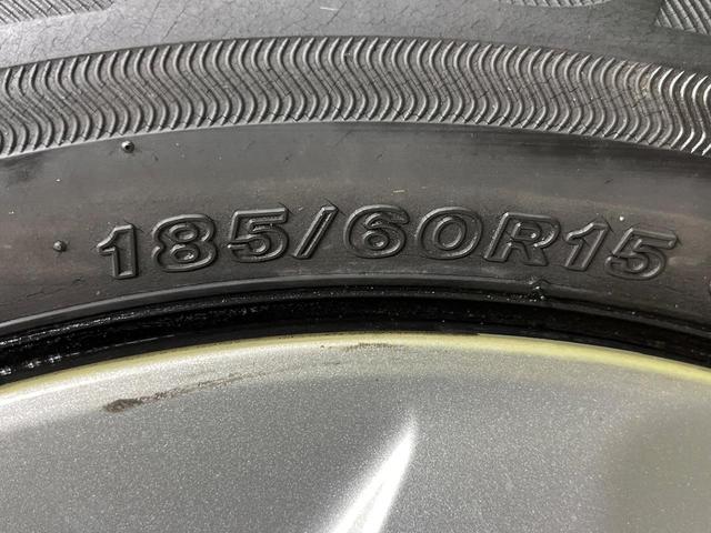 アクア Sスタイルブラック 純正SDナビ バックカメラ セーフティセンスC 禁煙車 ドラレコ コーナーセンサー スマートキー LEDヘッド ビルトインETC オートハイビーム 車線逸脱警報 オートライト オートエアコン(55枚目)