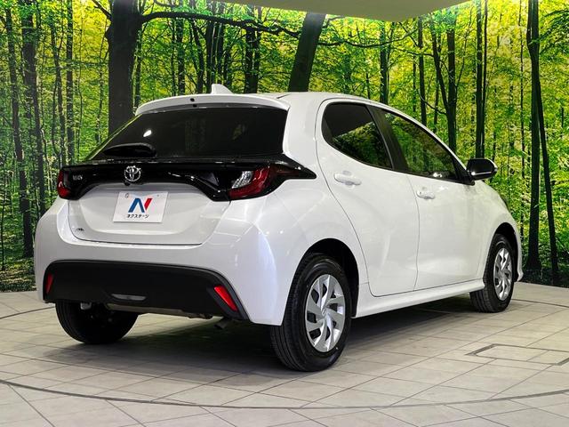 ヤリス X 4WD 純正ナビ バックカメラ 寒冷地仕様 トヨタセーフティセンス レーダークルーズ 禁煙車 スマートキー ETC オートハイビーム オートライト Bluetooth再生 車線逸脱警報(17枚目)