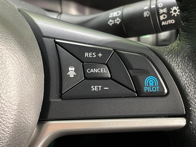 セレナ ハイウェイスター プロパイロットエディション 4WD 両側電動ドア 純正SDナビ 後席モニター インテリジェントエマージェンシーブレーキ プロパイロット 禁煙車 ドラレコ コーナーセンサー スマートキー LEDヘッド ビルトインETC(7枚目)