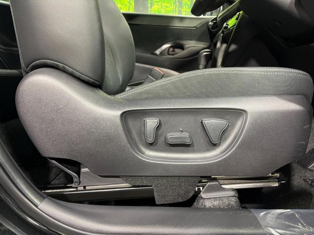 ヤリスクロス Ｚ　４ＷＤ　純正８型ディスプレイ　全周囲カメラ　寒冷地仕様　セーフティセンス　レーダークルーズ　禁煙車　ハーフレザーシート　前席シートヒーター　パワーシート　ドラレコ　クリアランスソナー　スマートキー（44枚目）