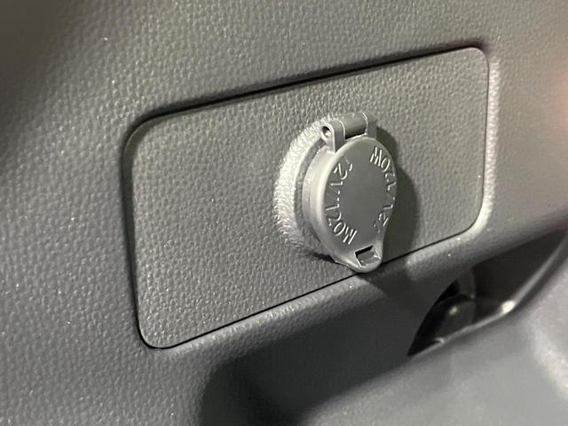 ヤリスクロス Ｚ　４ＷＤ　純正８型ディスプレイ　全周囲カメラ　寒冷地仕様　セーフティセンス　レーダークルーズ　禁煙車　ハーフレザーシート　前席シートヒーター　パワーシート　ドラレコ　クリアランスソナー　スマートキー（51枚目）