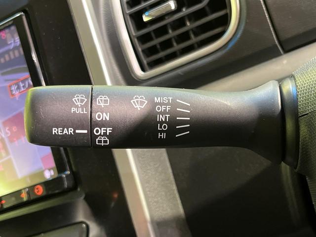 タント カスタムＲＳ　トップエディションＳＡ　４ＷＤ　ターボ　両側電動スライドドア　８型ＳＤナビ　バックカメラ　スマートアシスト　禁煙車　ドラレコ　スマートキー　ＬＥＤヘッド　ＥＴＣ　オートライト　オートエアコン　純正１５インチアルミ（32枚目）