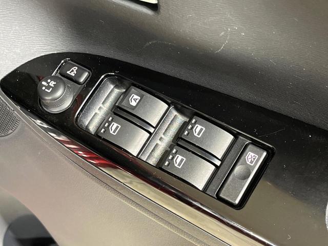 タント カスタムＲＳ　トップエディションＳＡ　４ＷＤ　ターボ　両側電動スライドドア　８型ＳＤナビ　バックカメラ　スマートアシスト　禁煙車　ドラレコ　スマートキー　ＬＥＤヘッド　ＥＴＣ　オートライト　オートエアコン　純正１５インチアルミ（42枚目）