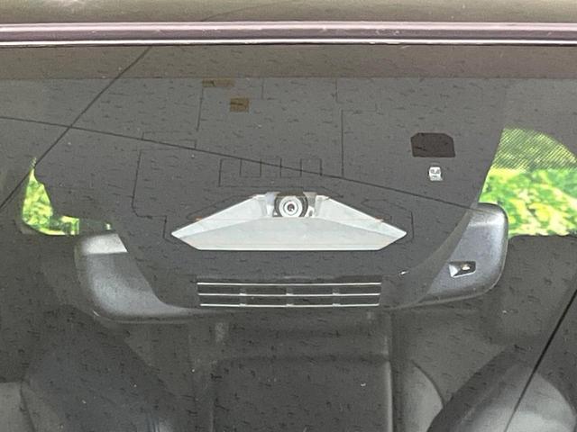 カローラクロス ハイブリッド　Ｚ　４ＷＤ　パノラマルーフ　純正１０．５型ディスプレイ　全周囲カメラ　トヨタチームメイト　寒冷地仕様　セーフティセンス　レーダークルーズ　禁煙車　パワーバックドア　ハーフレザーシート　前席シートヒーター（7枚目）