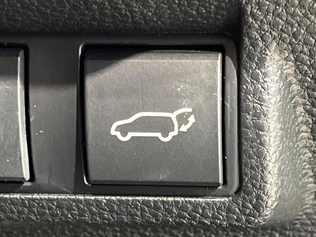 カローラクロス ハイブリッド　Ｚ　４ＷＤ　パノラマルーフ　純正１０．５型ディスプレイ　全周囲カメラ　トヨタチームメイト　寒冷地仕様　セーフティセンス　レーダークルーズ　禁煙車　パワーバックドア　ハーフレザーシート　前席シートヒーター（47枚目）