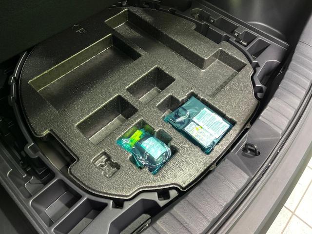 カローラクロス ハイブリッド　Ｚ　４ＷＤ　パノラマルーフ　純正１０．５型ディスプレイ　全周囲カメラ　トヨタチームメイト　寒冷地仕様　セーフティセンス　レーダークルーズ　禁煙車　パワーバックドア　ハーフレザーシート　前席シートヒーター（61枚目）