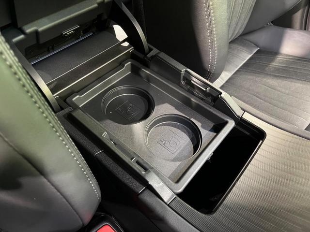 ハリアーハイブリッド Z 4WD 純正12.3型ディスプレイ 全周囲カメラ JBLサウンドシステム 寒冷地仕様 セーフティセンス レーダークルーズ 禁煙車 パワーバックドア ハーフレザーシート 運転席パワーシート ドラレコ(67枚目)