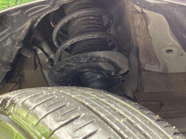 ヤリス Ｘ　４ＷＤ　ＳＤナビ　バックカメラ　寒冷地仕様　トヨタセーフティセンス　レーダークルーズ　禁煙車　コーナーセンサー　スマートキー　ＥＴＣ　オートライト　ＣＤ　ＤＶＤ再生　フルセグ（20枚目）