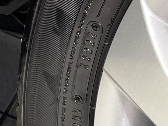 ヤリス Ｘ　４ＷＤ　ＳＤナビ　バックカメラ　寒冷地仕様　トヨタセーフティセンス　レーダークルーズ　禁煙車　コーナーセンサー　スマートキー　ＥＴＣ　オートライト　ＣＤ　ＤＶＤ再生　フルセグ（56枚目）