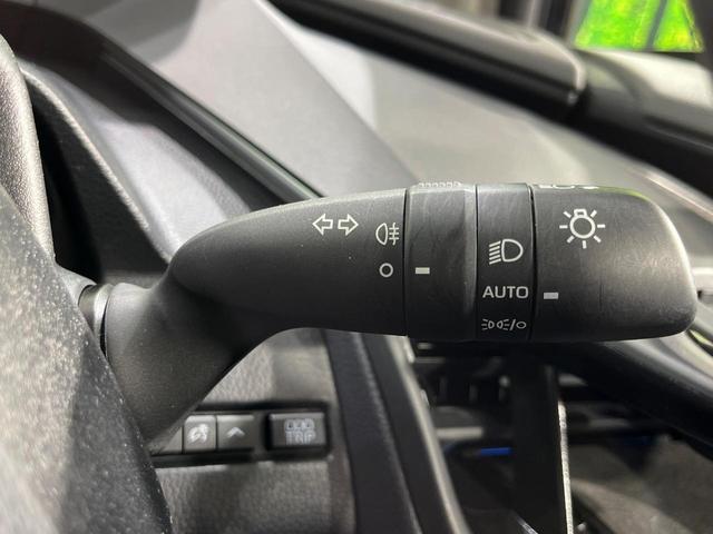 プリウス G 4WD 純正8型ディスプレイオーディオ 全周囲カメラ 寒冷地仕様 トヨタセーフティセンス 100V電源 レーダークルーズ 禁煙車 ドラレコ コーナーセンサー スマートキー LEDヘッド ETC2.0(47枚目)