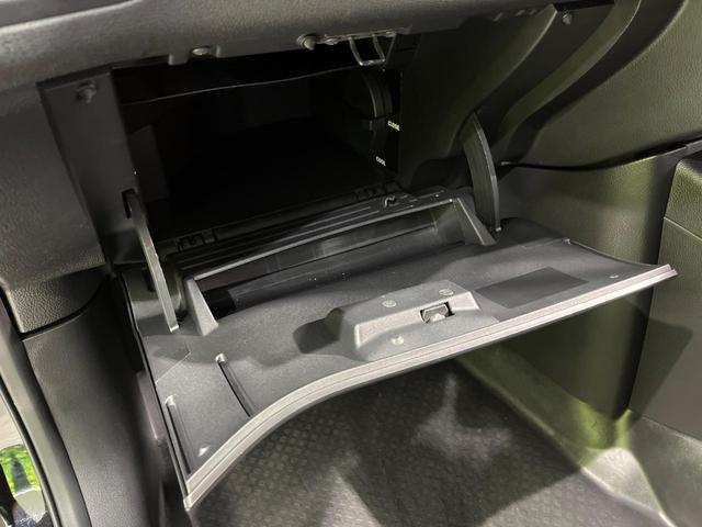 エクストレイル 20Xtt 4WD SDナビ 禁煙車 スマートキー HIDヘッド ETC クルコン オートライト オートエアコン 純正18インチアルミ CD/DVD再生 地デジ 革巻きステアリング フォグライト(50枚目)