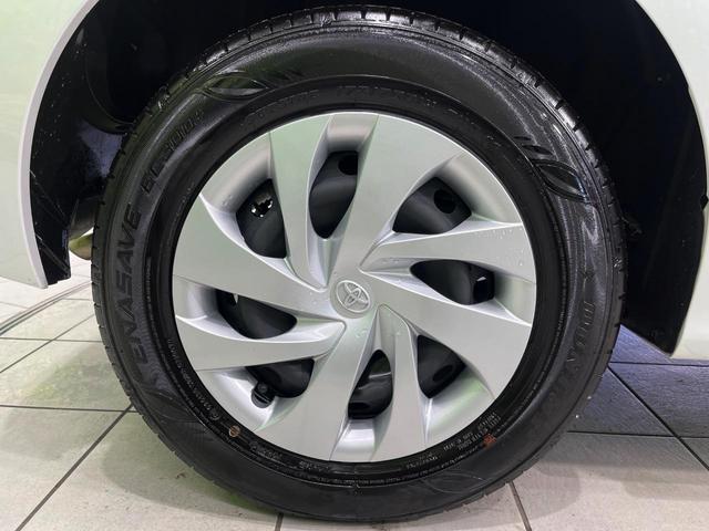 ヤリス Ｘ　４ＷＤ　ＳＤナビ　バックカメラ　寒冷地仕様　セーフティセンス　レーダークルーズ　禁煙車　クリアランスソナー　スマートキー　ＥＴＣ　オートライト　純正１４インチＡＷ　Ｂｌｕｅｔｏｏｔｈ再生　ＣＤ再生（29枚目）