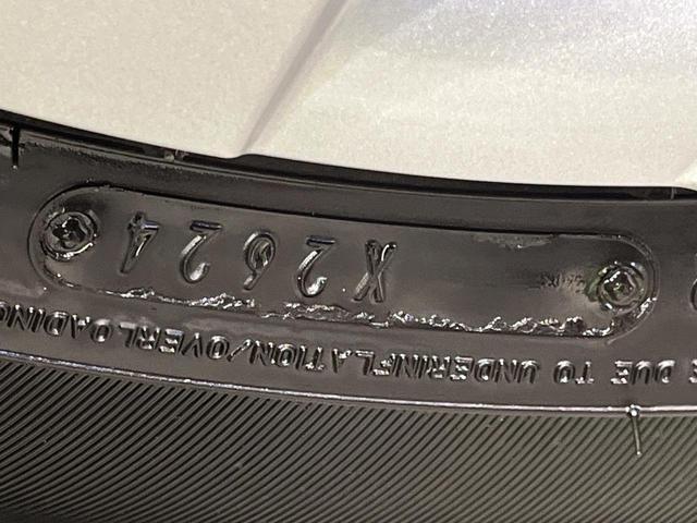 ヤリス Ｘ　４ＷＤ　ＳＤナビ　バックカメラ　寒冷地仕様　セーフティセンス　レーダークルーズ　禁煙車　クリアランスソナー　スマートキー　ＥＴＣ　オートライト　純正１４インチＡＷ　Ｂｌｕｅｔｏｏｔｈ再生　ＣＤ再生（60枚目）