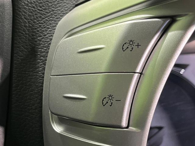 エルグランド 250ハイウェイスターS 4WD 両側電動スライド サイバーナビ フリップダウン バックカメラ インテリジェントエマージェンシーブレーキ 禁煙車 ハーフレザーシート クリアランスソナー スマートキー LEDヘッド ETC(28枚目)